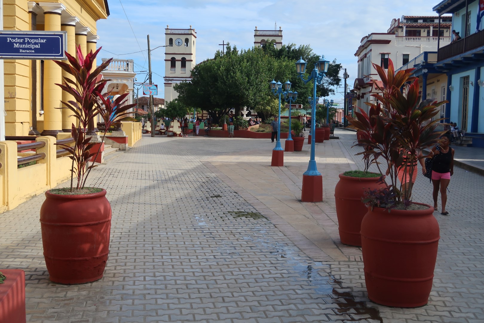 Boulevard Baracoa Cuba-Exclusivo